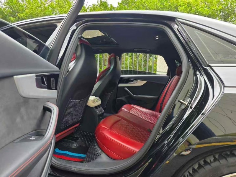 广州22年奥迪S47