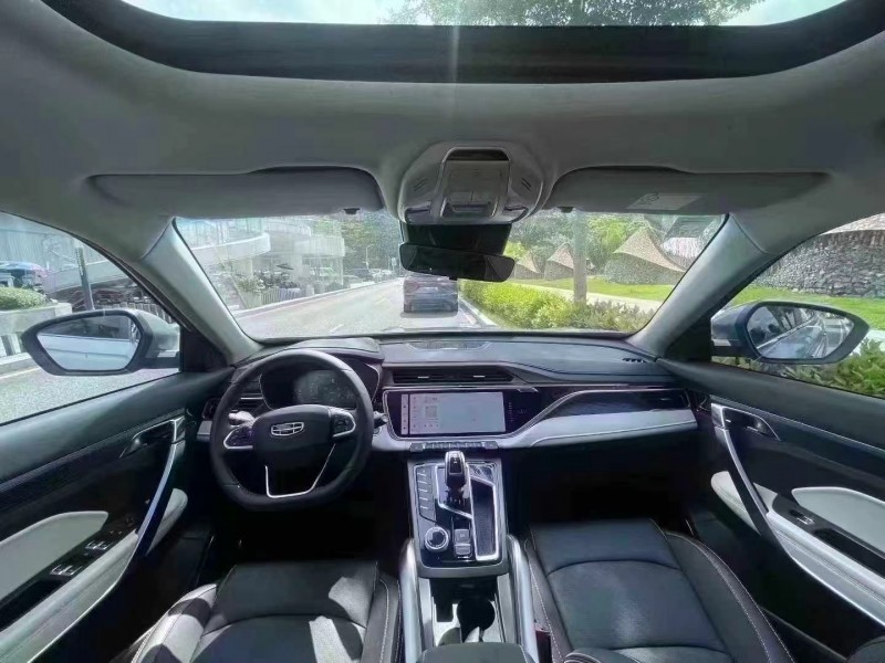 深圳22年吉利博越4