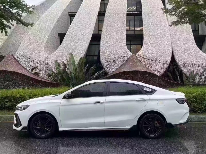 深圳23年吉利缤瑞8