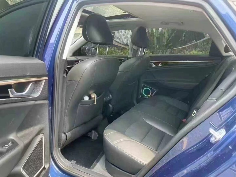 深圳21年吉利帝豪5