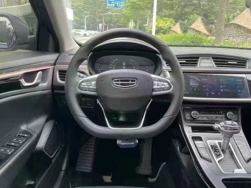 深圳21年吉利帝豪7