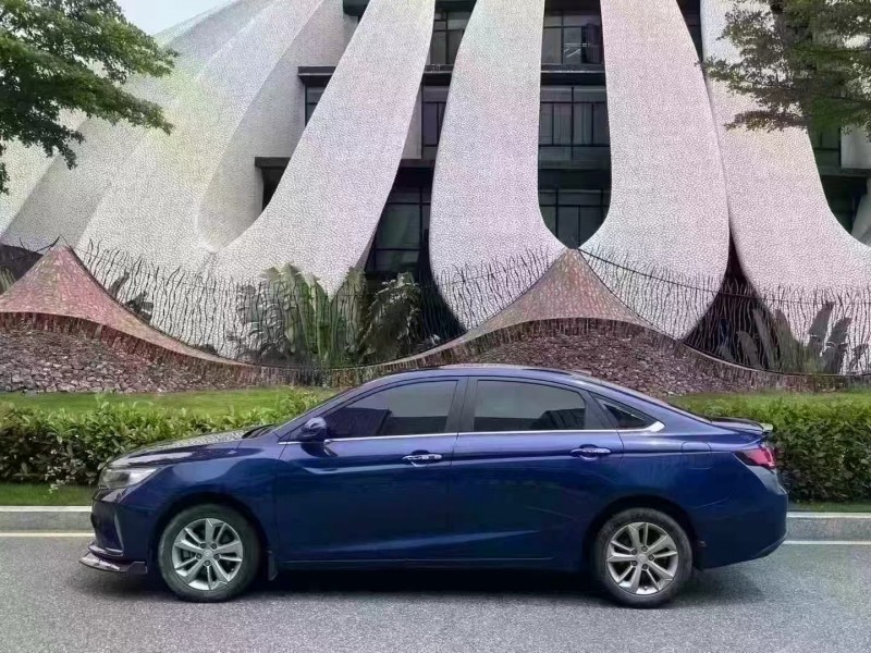 深圳21年吉利帝豪8