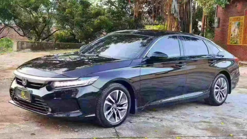 汕头22年本田英诗派2