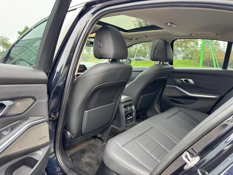 盐城20年宝马3系8