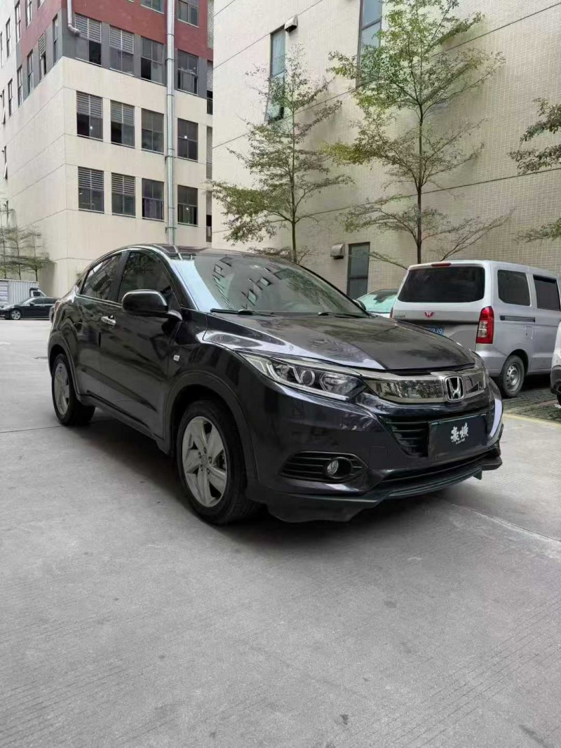 东莞21年本田缤智2