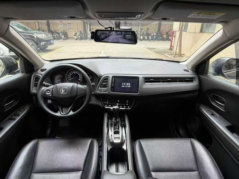 东莞21年本田缤智8