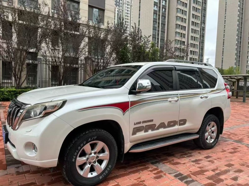 郑州16年丰田普拉多3
