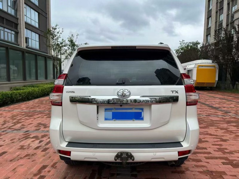 郑州16年丰田普拉多4