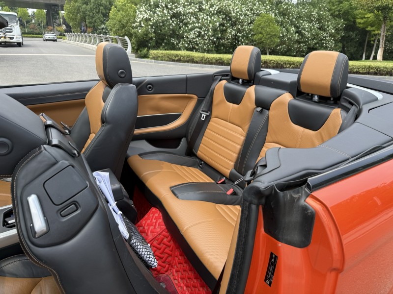 盐城19年路虎极光4