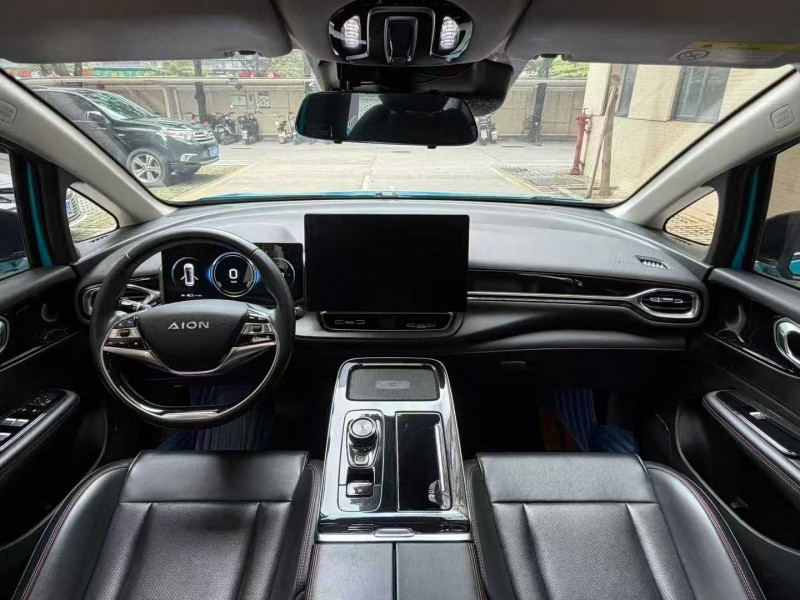 佛山22年传祺埃安V8