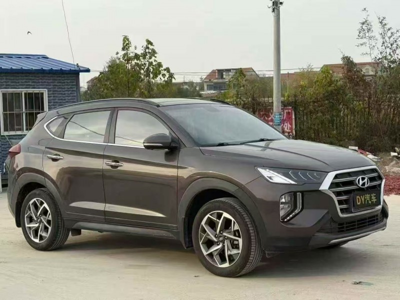 菏泽19年现代途胜2