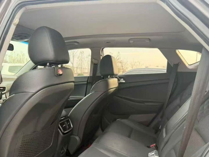 菏泽19年现代途胜5