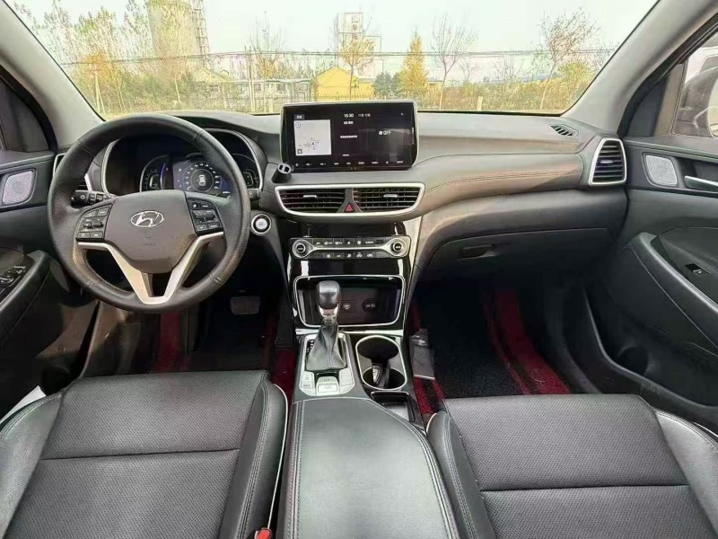 菏泽19年现代途胜6