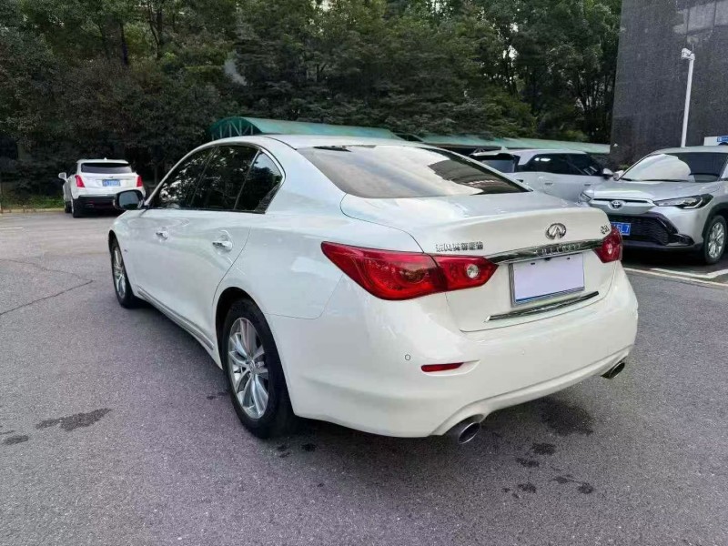 湘潭15年英菲尼迪Q50L7