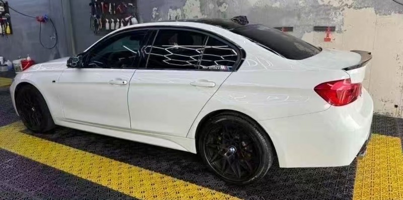 淄博17年宝马3系8