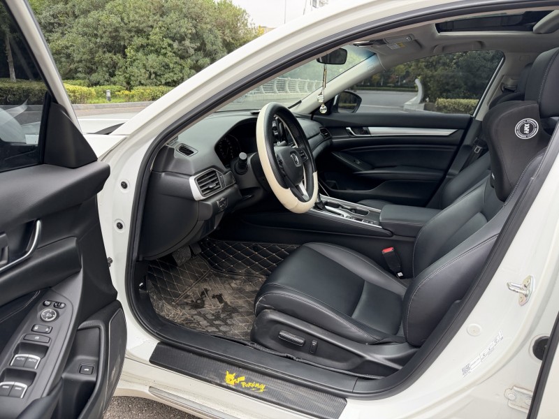 盐城19年本田雅阁5