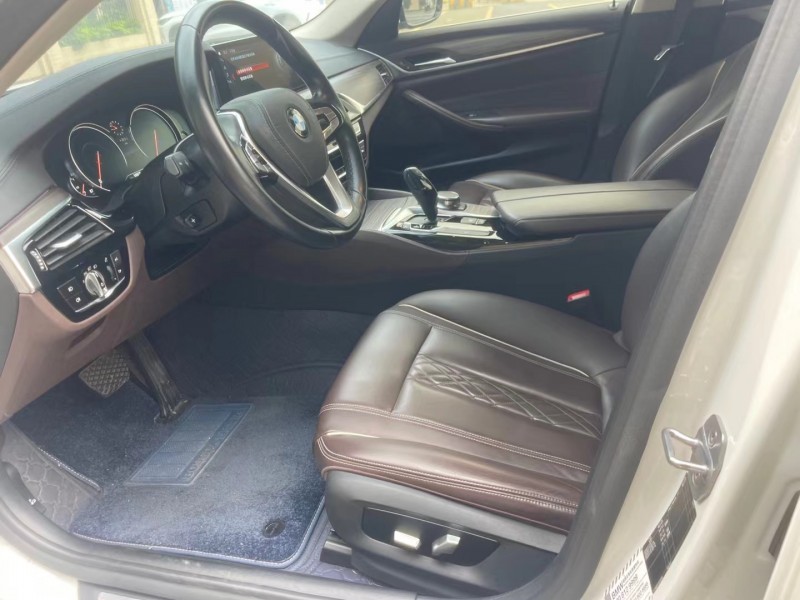 龙岩18年宝马5系8