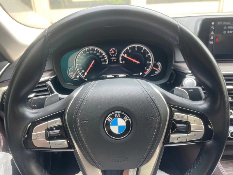 龙岩18年宝马5系9