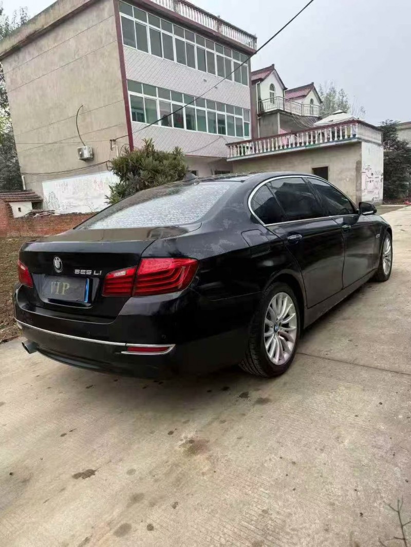 安庆16年宝马5系8