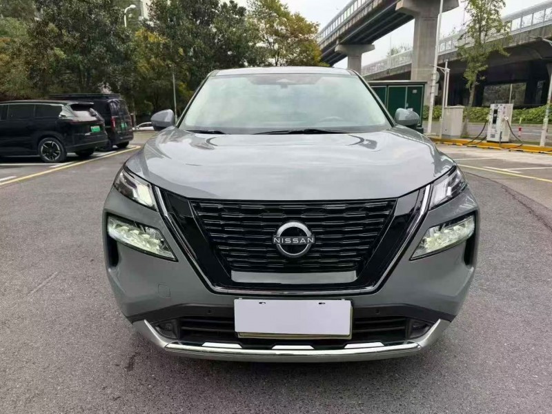 邵阳23年日产奇骏1