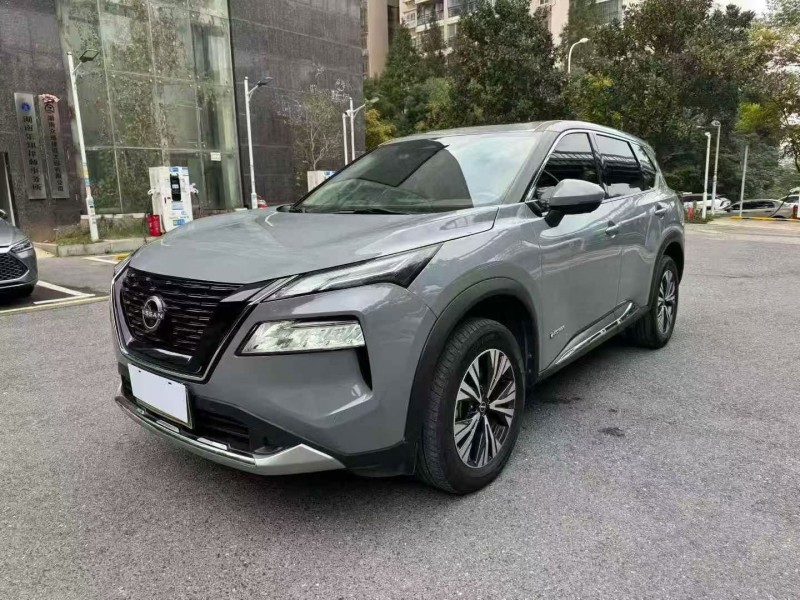 邵阳23年日产奇骏3