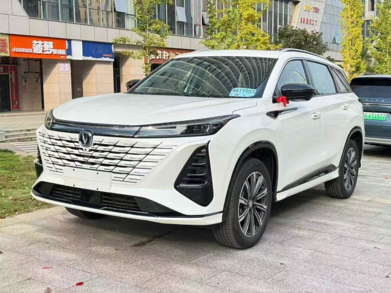 邵阳25年长安汽车CS752