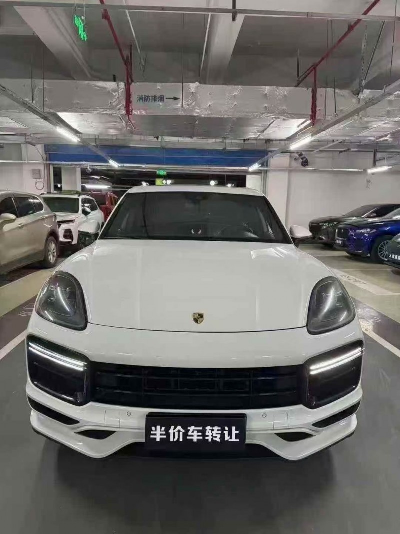 嘉兴19年保时捷卡宴1