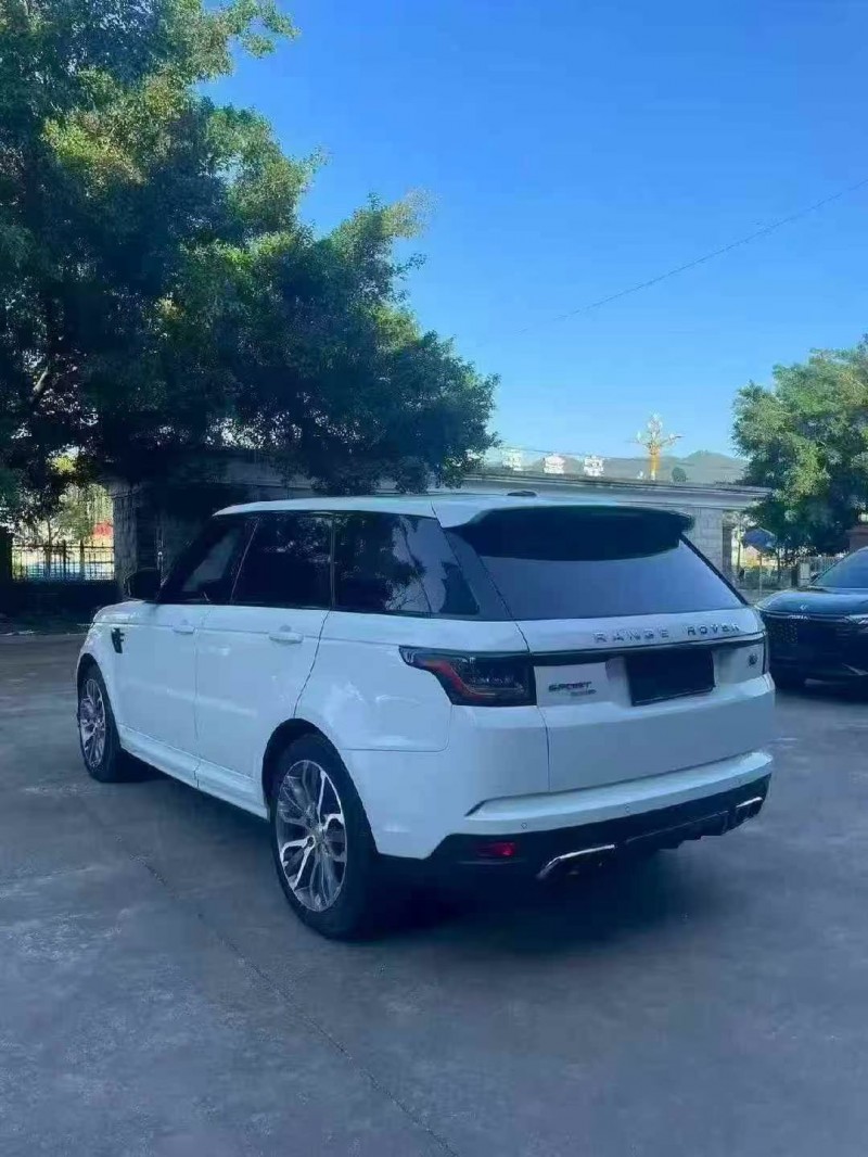 三明14年路虎揽胜运动8