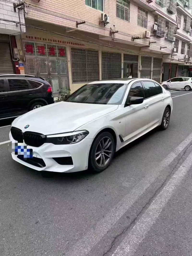 湘潭19年宝马5系3