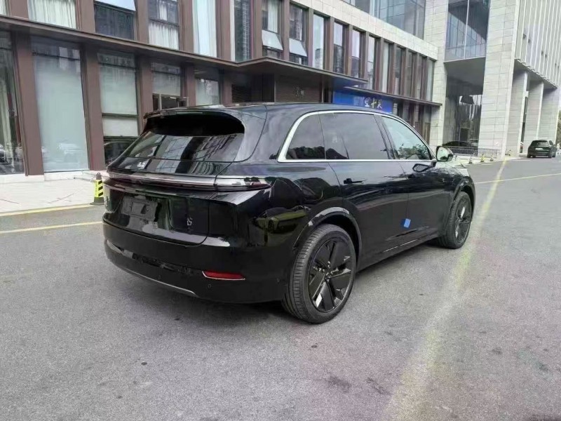 嘉兴25年理想L77