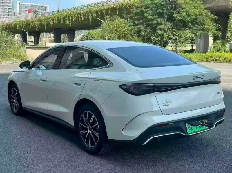 厦门24年比亚迪海豹9