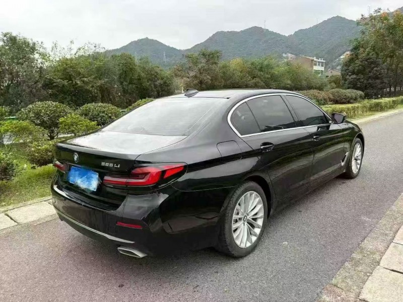 嘉兴22年宝马5系8
