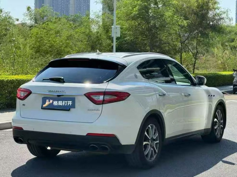 东莞18年玛莎拉蒂Levante8