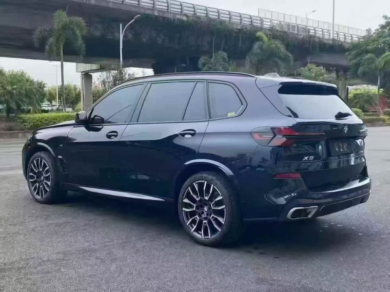 厦门24年宝马X57