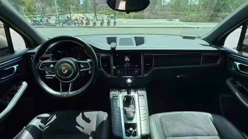 东莞19年保时捷Macan6