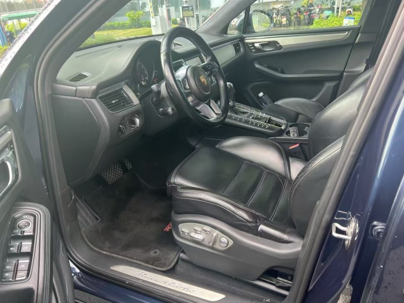 东莞16年保时捷Macan5