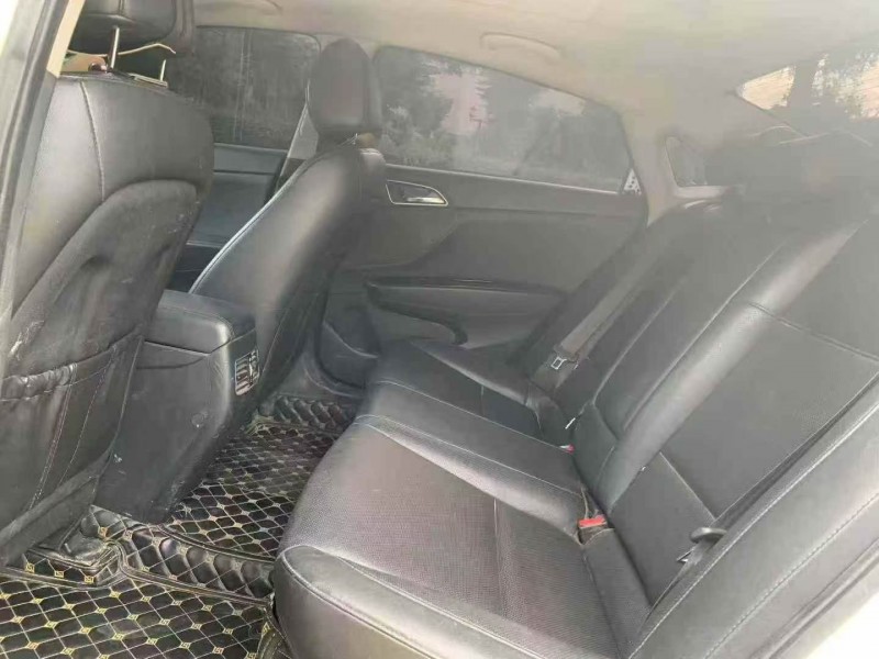 汕头16年现代名图4