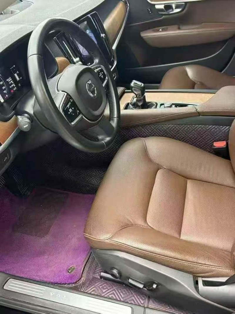 桂林19年沃尔沃S905