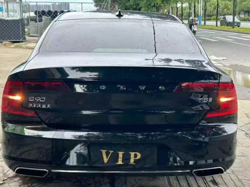 桂林19年沃尔沃S907