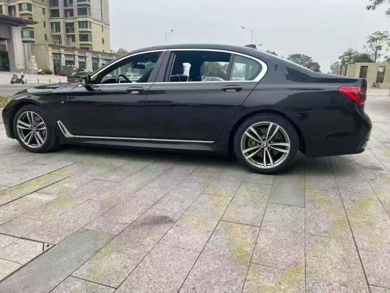 九江18年宝马7系7