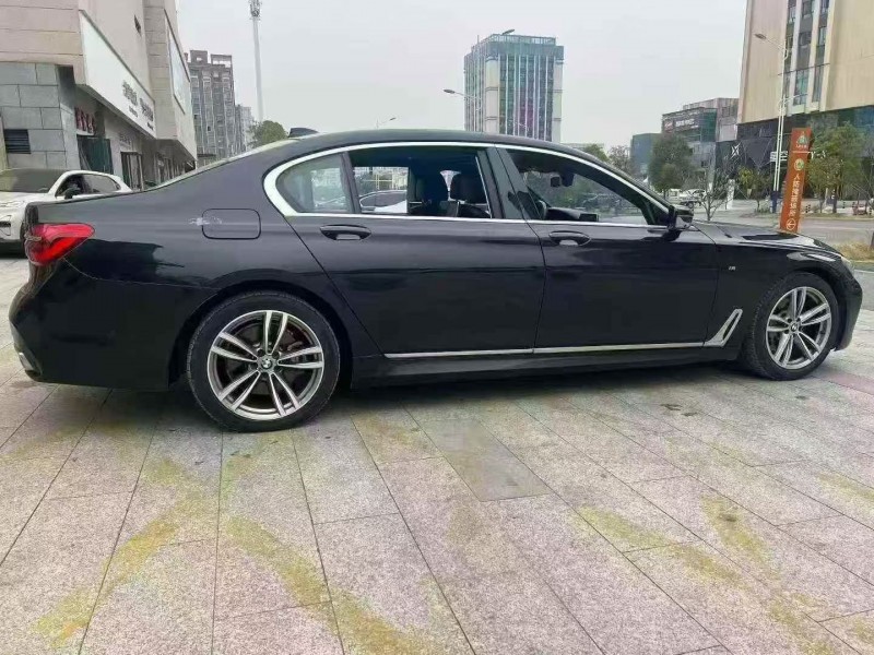 九江18年宝马7系8