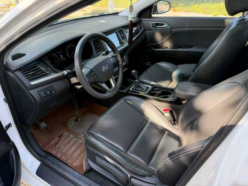 徐州18年现代名图9