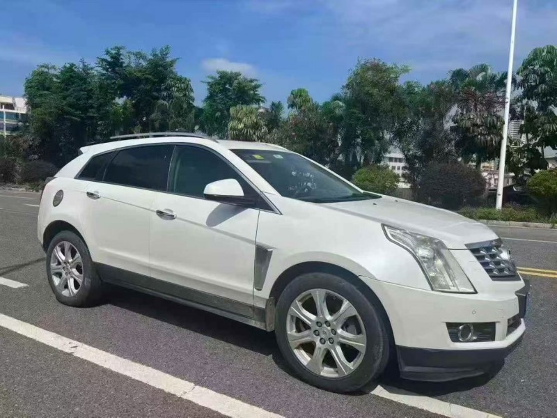 汕头16年凯迪拉克SRX3