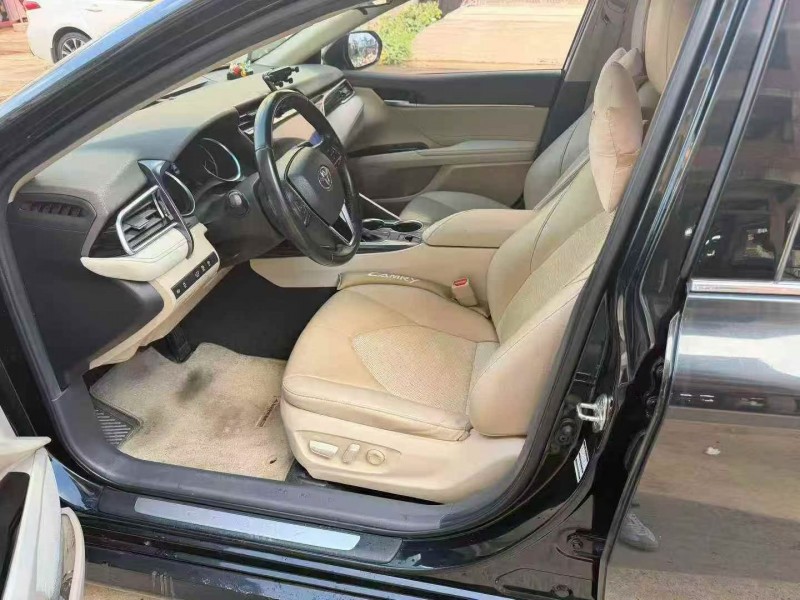 北海19年丰田凯美瑞5