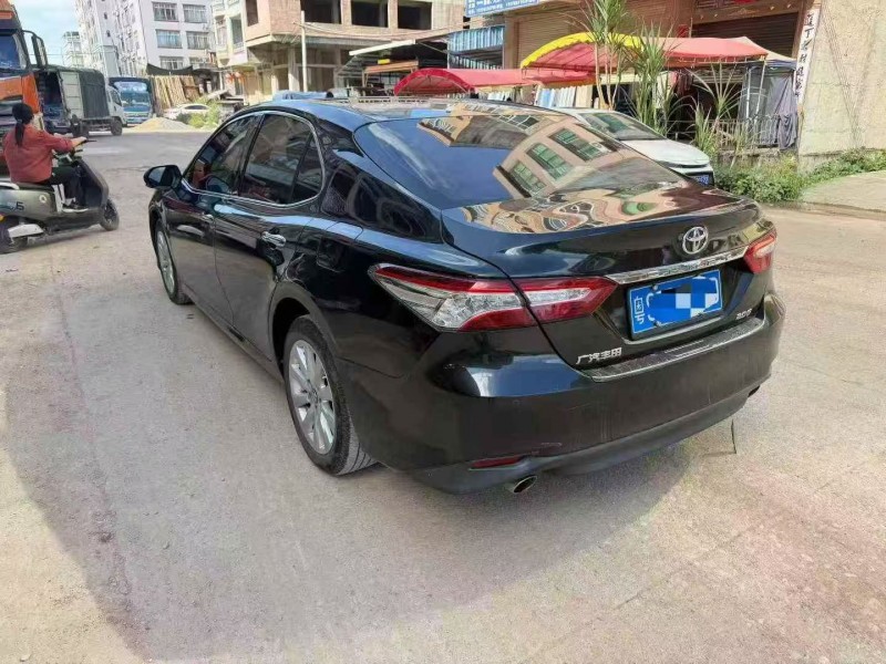 北海19年丰田凯美瑞8