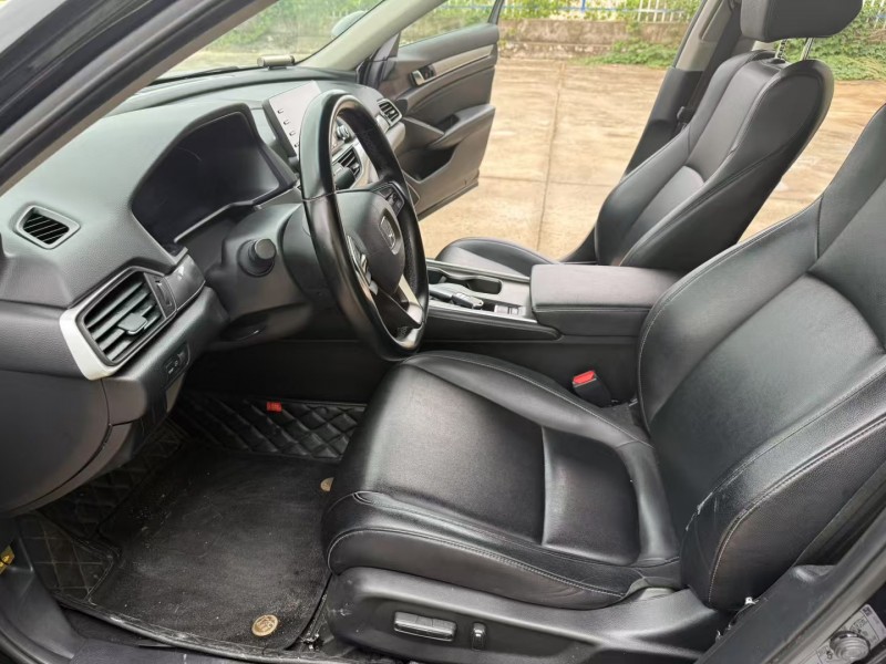 徐州20年本田雅阁4