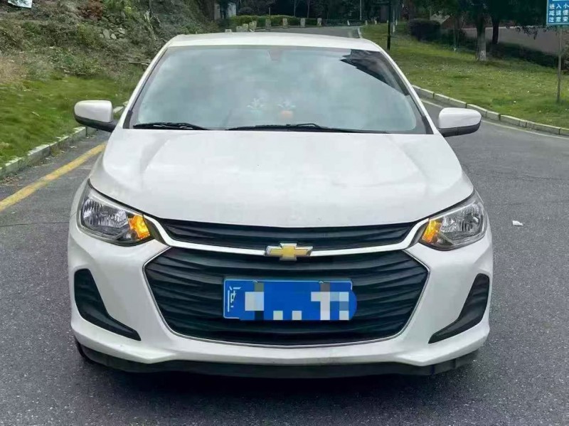 泉州21年雪佛兰科沃兹1