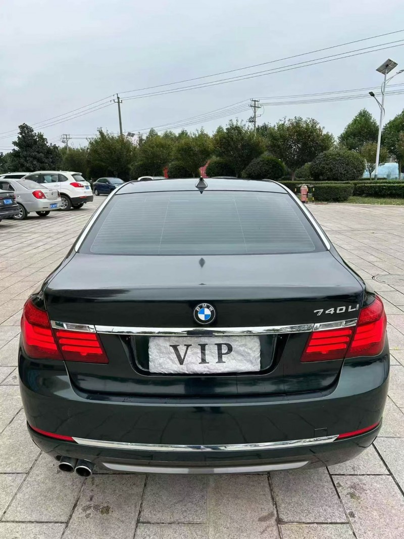 宜昌13年宝马7系8