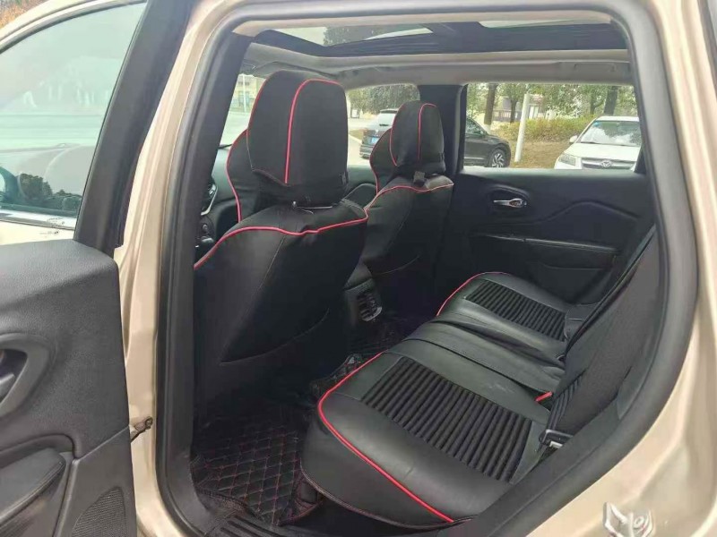 十堰18年Jeep自由光6