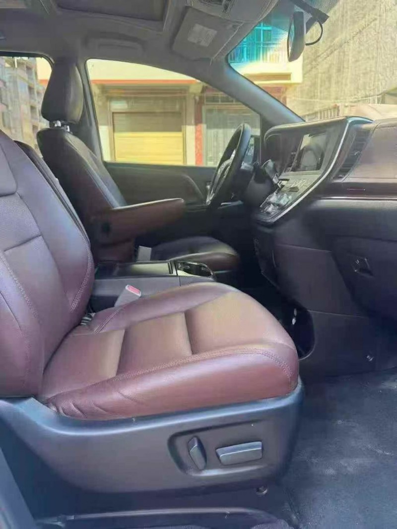 北海16年丰田塞纳5